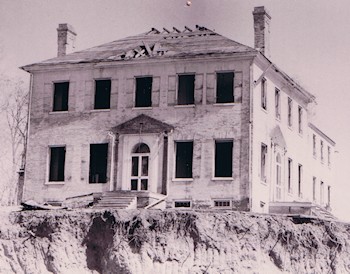 The Conrad House on Cameron Street during demolition